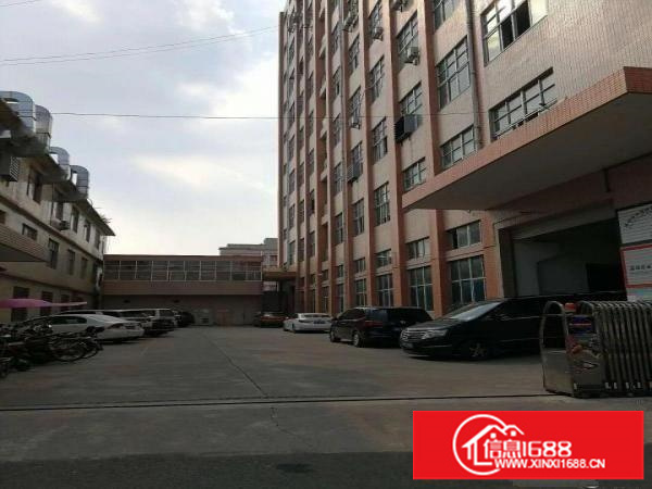 公明东坑松白路边新出1楼750平米带装修厂房招租