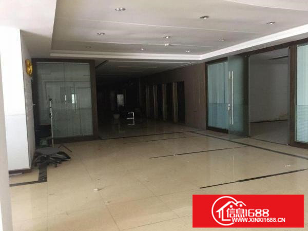 龙岗宝龙工业区新出原房东二楼带装修厂房整层2000平出租