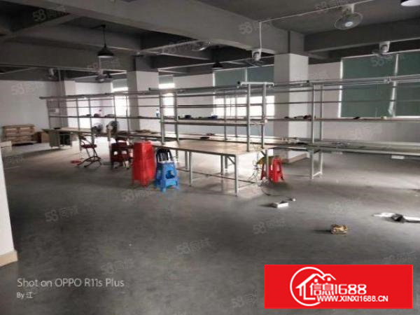长安街口新出楼上360平精装修厂房出租