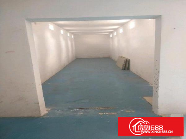 横岗六约地铁口附近新出楼上带装修厂房500平低价出租