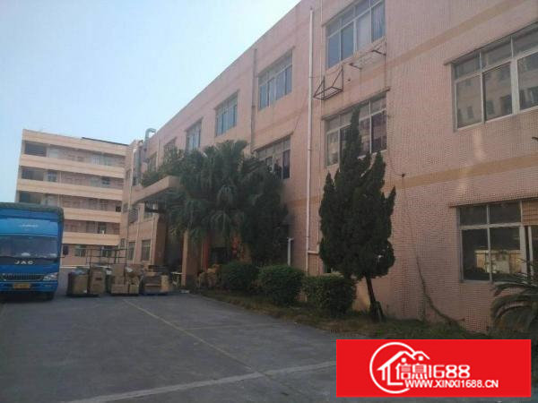 平湖大皇宫附近标准厂房一楼高6米520平方急租