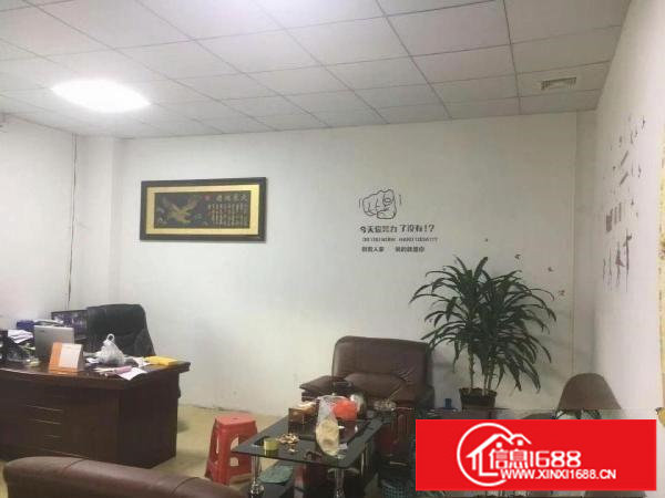 急龙岗南联地铁附近原房东一楼厂房350平米带装修