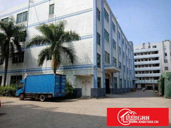 龙岗南联地铁口边新出楼上精装修1000平标准厂房出租