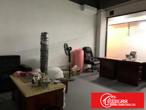 观澜新田楼上400平带办公室装可做电商办公仓库