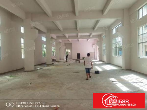 凤岗五联工业区原房东独栋厂房出租。单层600平方。共三层