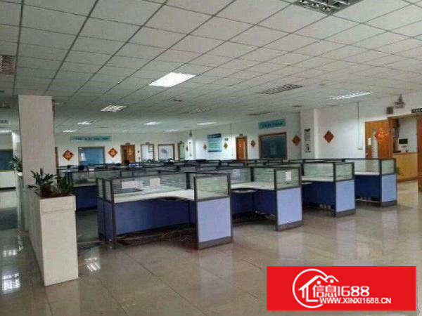 常平镇新出原房东独门独院6000平方厂房出租！