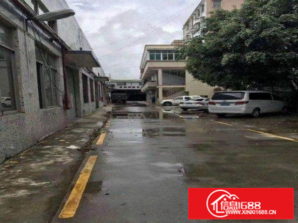 镇隆高速出口大路边钢构厂房2300平方甩租可分租