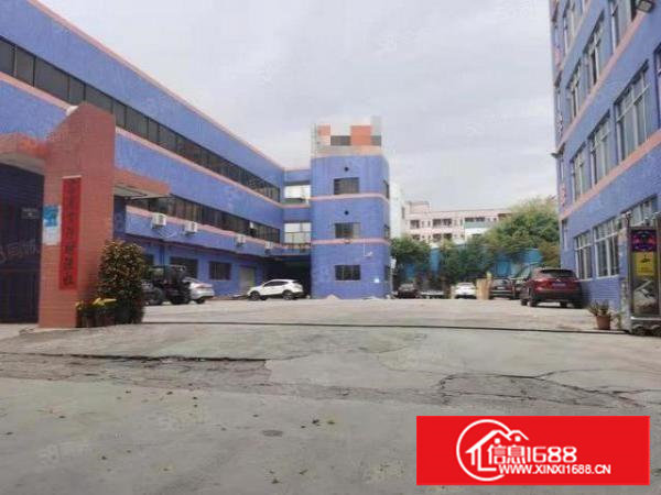 塘厦莲湖新出现成装修1200平米厂房招租，原房东给钱就租