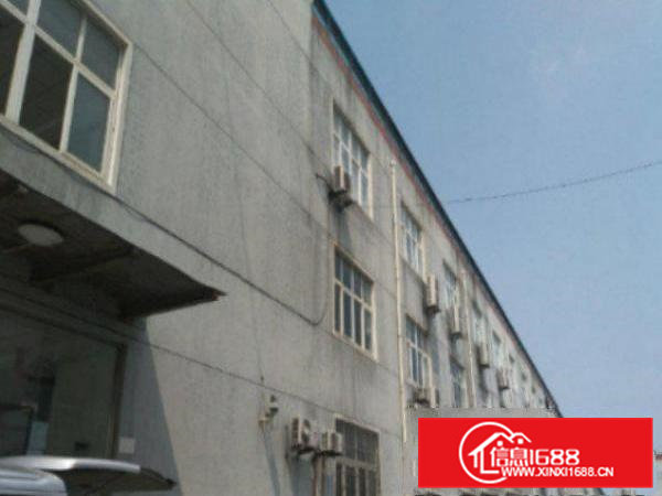 常平白石岗村标准厂房楼上2160平带货梯水电齐全交通方便