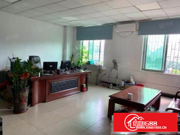 石岩松白路旁3楼850平，原房东精装修厂房出租