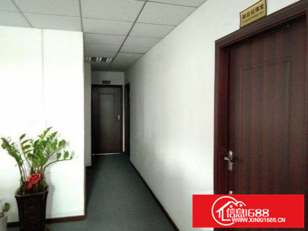 龙岗区龙岗360平标准厂房4楼精装修无尘车间出租