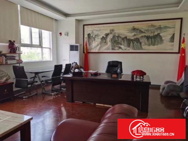 大浪华荣路新出300平厂房出租带精装修出租