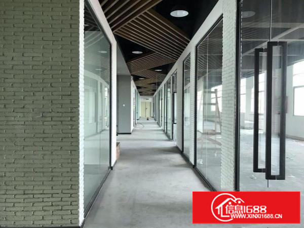 坂田地铁口精装修厂房300平招租，无需转让费