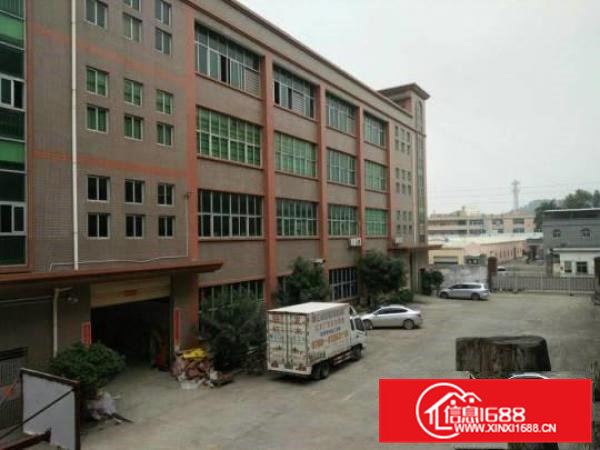 常平土塘新出工业园内一楼800平方厂房，水电线路全，可办环评