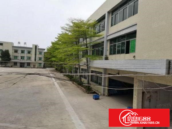 寮步百业城附近二楼1400平方，带现成豪华装修