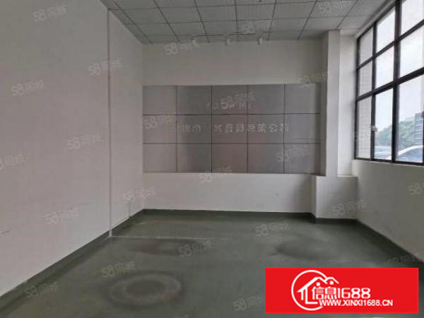 （公明蒋石楼上整层2400平有消防喷淋，可分租，配套齐全）