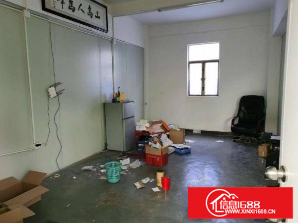 塘厦莲湖新出三楼厂房450平方，现成装修，主线到位