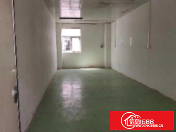 出租龙岗平湖3楼厂房分租，带货梯