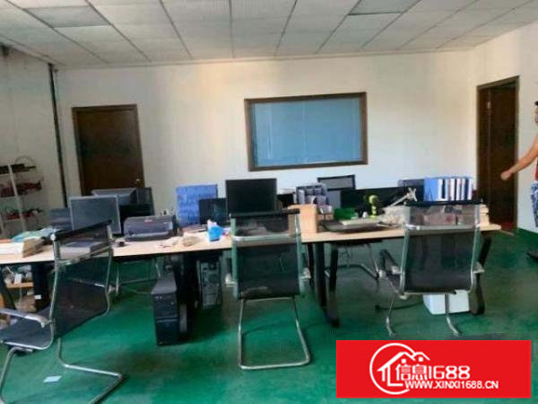 松岗东方社区蚌岗新出楼上500平精装修厂房，实际400平