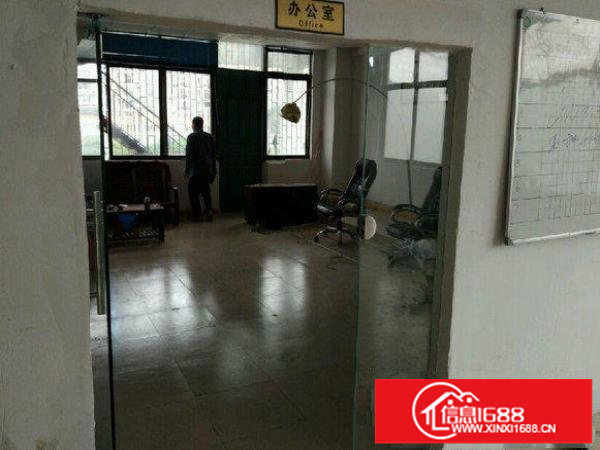 龙岗区坪地独院分租二楼450平方厂房出租有装修