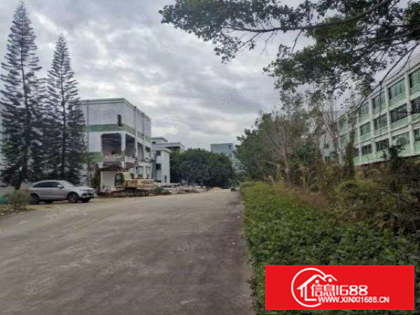 清溪三中高速路口附近新出独院16600平地理位置好易招工