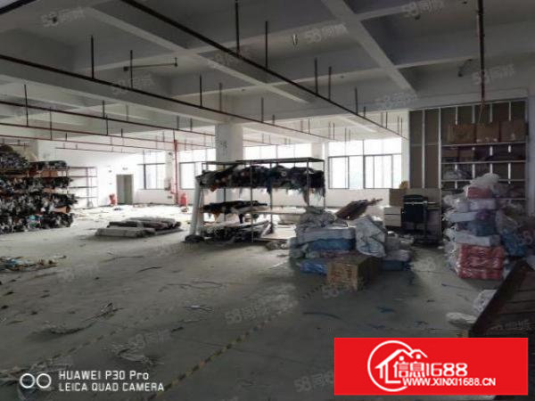 平湖新木地铁站厂房3000平,,原房东标准厂房