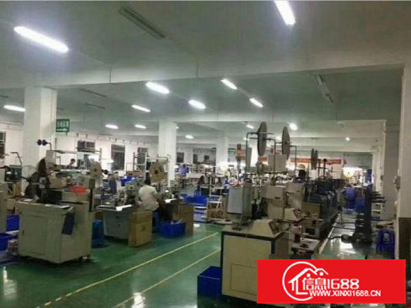 出租龙岗区龙城原房东厂房分租一楼，面积1600、带办公室装修