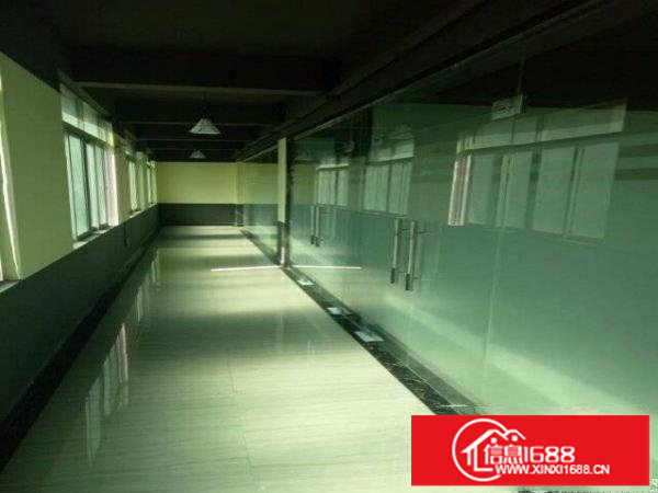 坂田五和地铁口1000平标准厂房出租