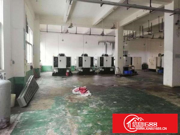 龙岗中心城南联第五工业区附近新出一楼仓库488平方