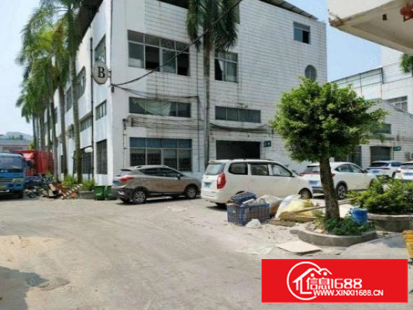 寮步黄沙河西路边新出标准厂房楼上750平，交通方便