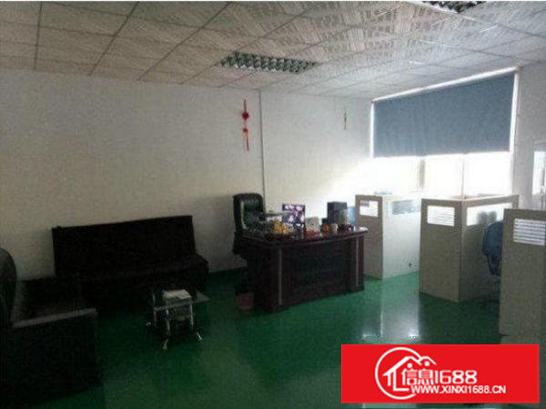 横岗四联社区楼上400平方带装修厂房现成水电办公室