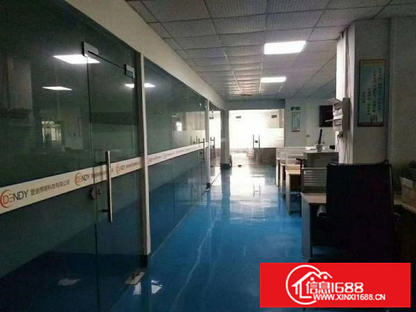 横岗永湖地铁口标准厂房550平米现成蓝色地坪漆水电齐全