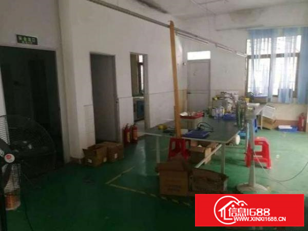 出租宝安区石岩厂房价格不贵（无中介费）