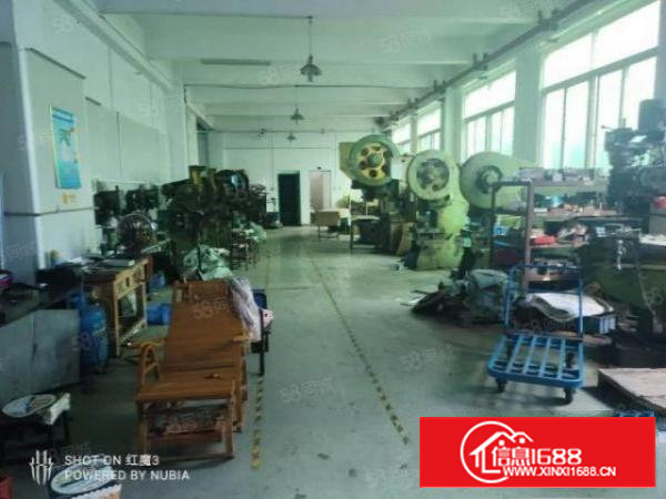 西乡靠洲石路边新出一楼厂房带装修680平