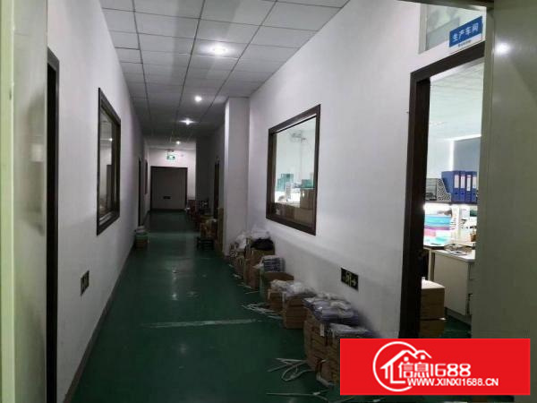 龙岗爱联近地铁口楼上厂房900平方米有现成办公室装修水电