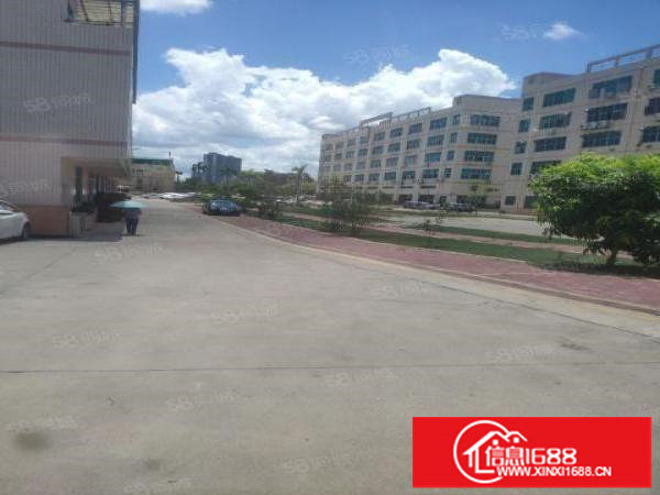 平湖华南城10号线地铁口物业3楼500平米厂房仓库带装修出租