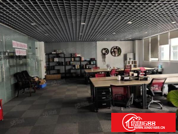 石岩上屋地铁口新出原房东实际面积精装修1000平方厂房出租