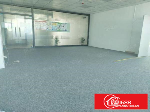 石岩石龙仔新时代共荣工业区楼上380平厂房出租，精装修