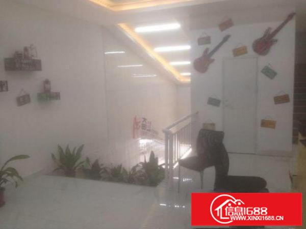 坂田地铁口电商办公楼单层980平80平起出租