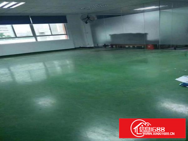 龙岗南联地铁口边新出680平带装修厂房