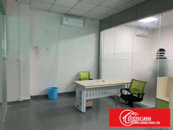 石岩同富裕工业区楼上1100平米带装修厂房