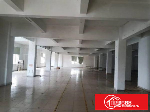 1200平方标准厂房停车方便。