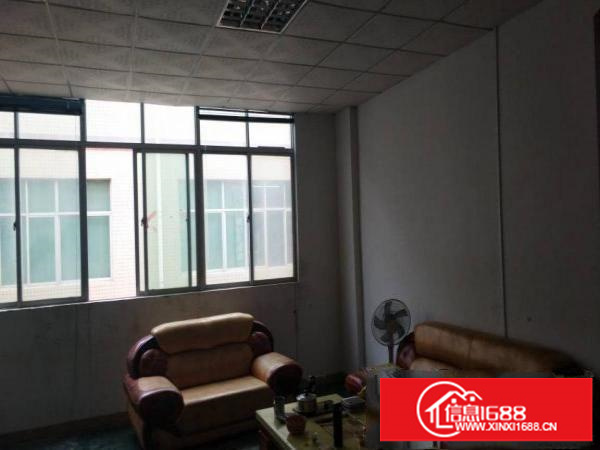 横岗地铁站附近楼上带装修厂房出租