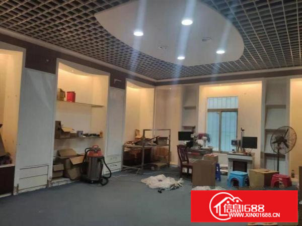 客户转让常平苏坑环常路标准厂房一楼1800平实际面积16一平