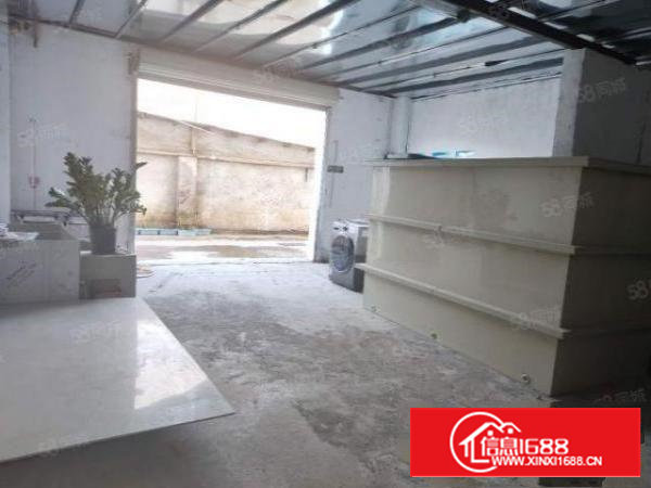 石岩罗租大道，一楼110平，带精装修厂房