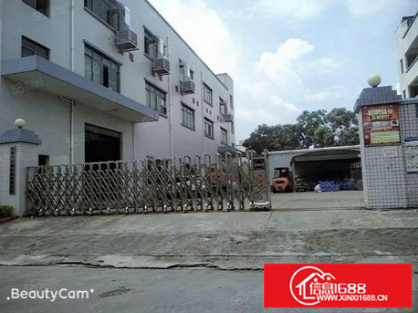 标准厂房分租二楼半层750平方，已隔好，有电梯办公室装修