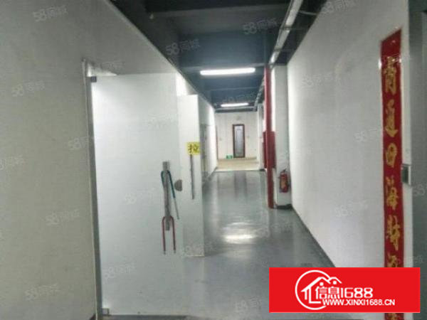 西乡地铁口工业园厂房出租330平使用率高，交通便利