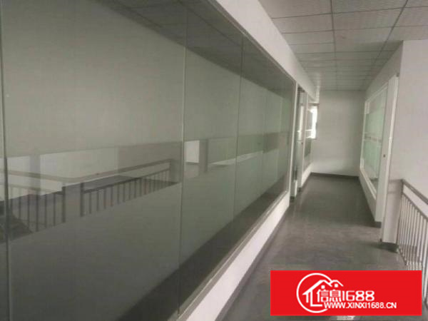 龙溪镇新出空地超大钢构厂房招租，空地有一万多方