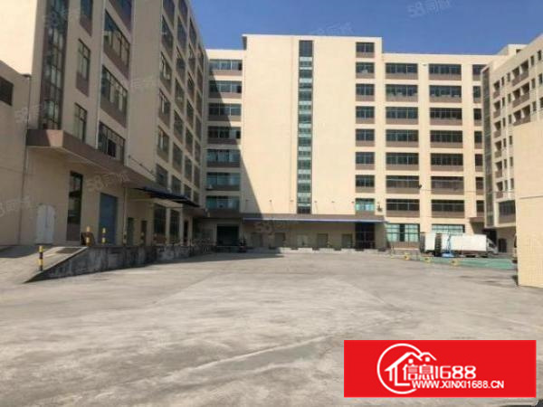 凤岗雁田布心工业区新出800平原房东带红本形象好厂房出租