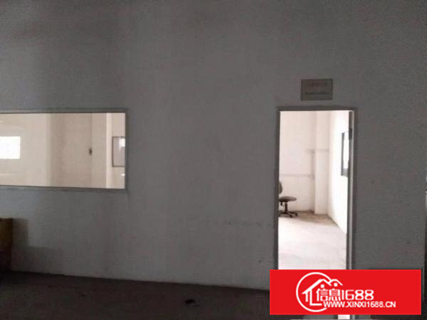 清溪大利标准厂房一楼600平水电齐全空地大交通方便